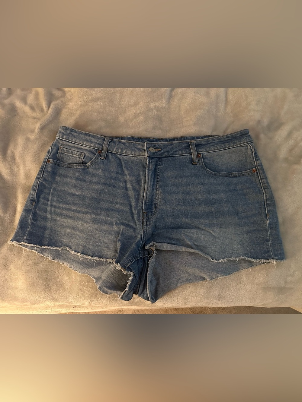Old Navy High-Rise Curvy OG Straight Denim Shorts
